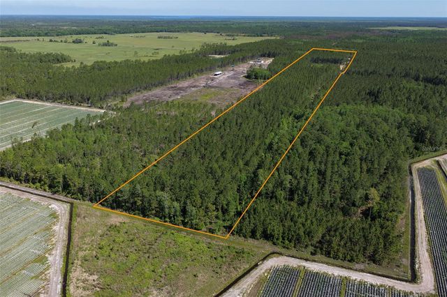 15539 COUNTY RD 305, Bunnell, FL 32110