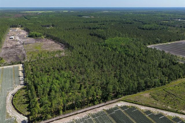 15539 COUNTY RD 305, Bunnell, FL 32110