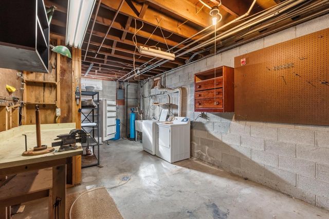 1015 Hillside DRIVE, Kewaskum, WI 53040