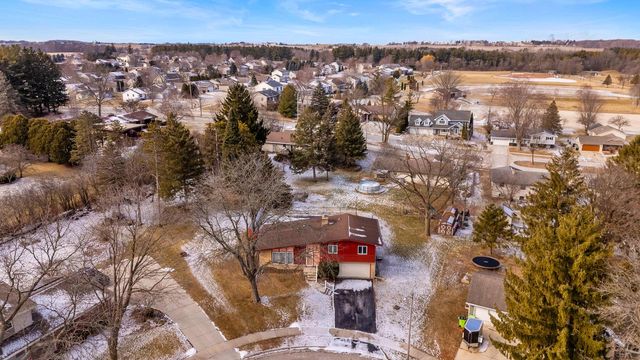1015 Hillside DRIVE, Kewaskum, WI 53040