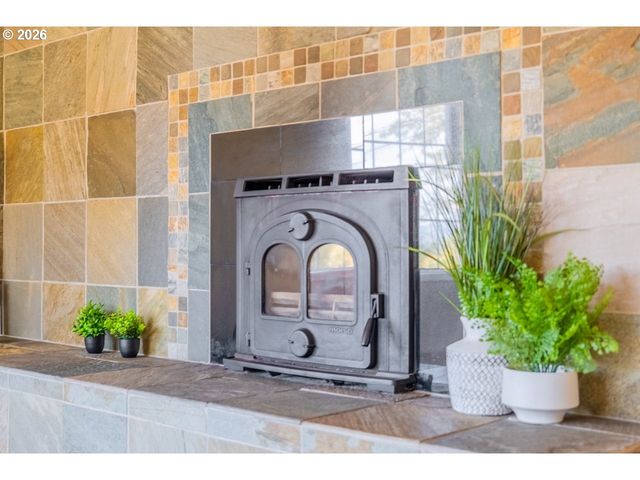 3460 MCMILLAN St, Eugene, OR 97405