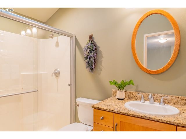 3460 MCMILLAN St, Eugene, OR 97405