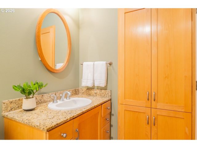 3460 MCMILLAN St, Eugene, OR 97405