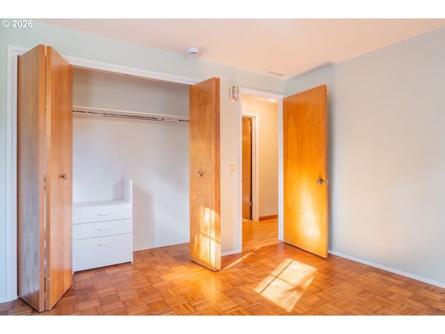 3460 MCMILLAN St, Eugene, OR 97405