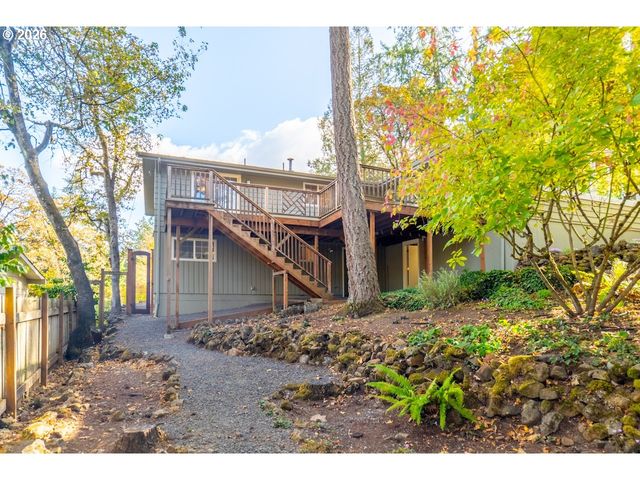 3460 MCMILLAN St, Eugene, OR 97405