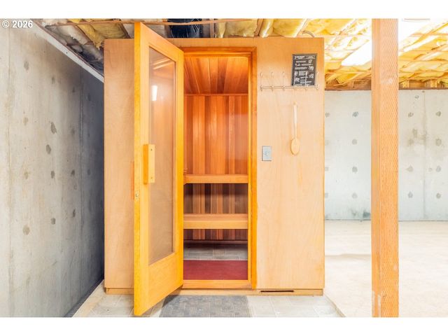 3460 MCMILLAN St, Eugene, OR 97405