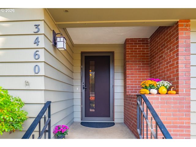 3460 MCMILLAN St, Eugene, OR 97405