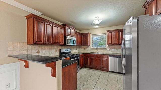 106 NE Larkspur Lane, Bentonville, AR 72712