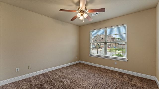 106 NE Larkspur Lane, Bentonville, AR 72712