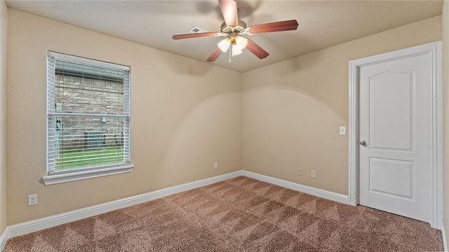 106 NE Larkspur Lane, Bentonville, AR 72712