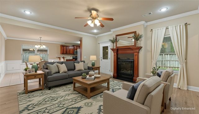 106 NE Larkspur Lane, Bentonville, AR 72712