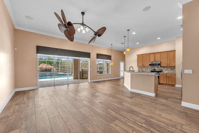2809 DURANT TRAILS BOULEVARD, Dover, FL 33527
