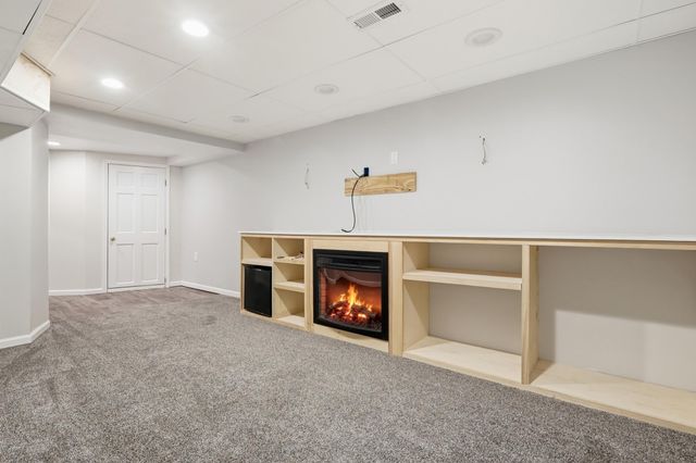 653 109th Lane NE, Blaine, MN 55434