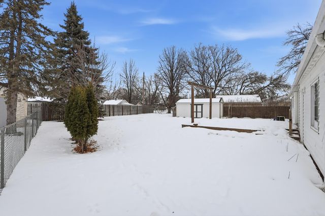 653 109th Lane NE, Blaine, MN 55434