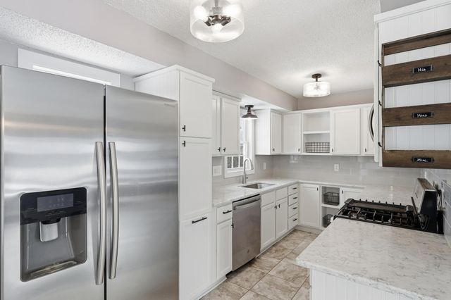 653 109th Lane NE, Blaine, MN 55434