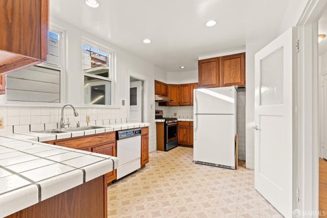 779 43rd Avenue, San Francisco, CA 94121