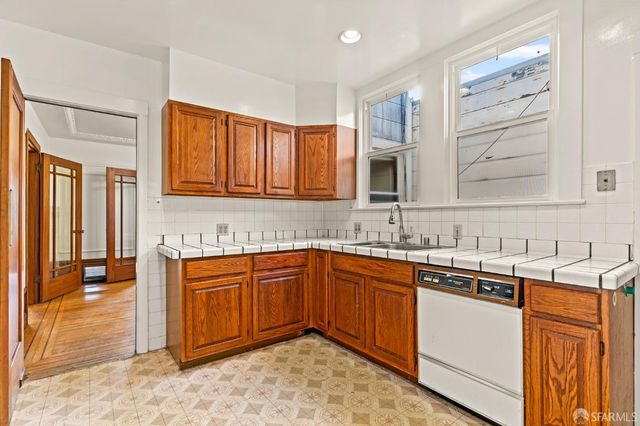 779 43rd Avenue, San Francisco, CA 94121