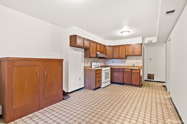 779 43rd Avenue, San Francisco, CA 94121