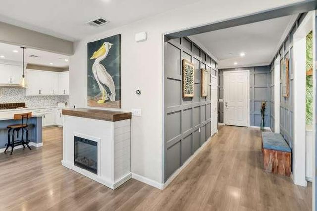 9268 Legendary Ct, Elk Grove, CA 95624
