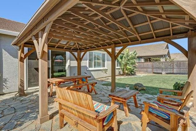 9268 Legendary Ct, Elk Grove, CA 95624