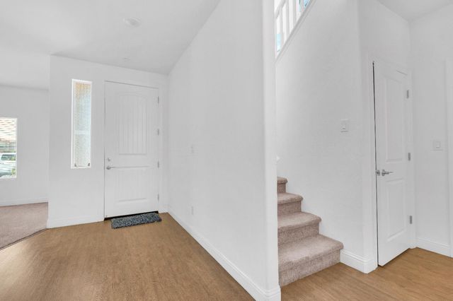 4430 W Langden Drive, Fresno, CA 93722