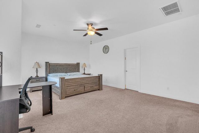 4430 W Langden Drive, Fresno, CA 93722