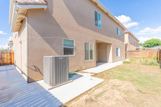 4430 W Langden Drive, Fresno, CA 93722