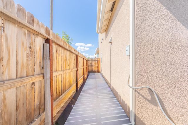 4430 W Langden Drive, Fresno, CA 93722