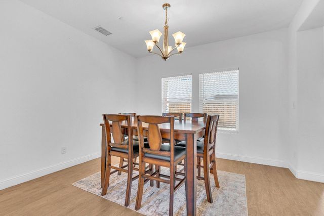 4430 W Langden Drive, Fresno, CA 93722