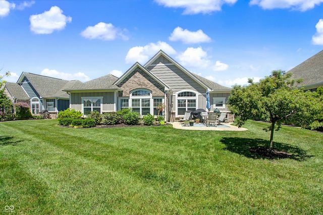 1611 Summerwood, Greenfield, IN 46140