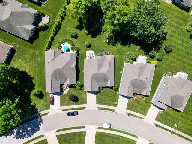 1611 Summerwood, Greenfield, IN 46140