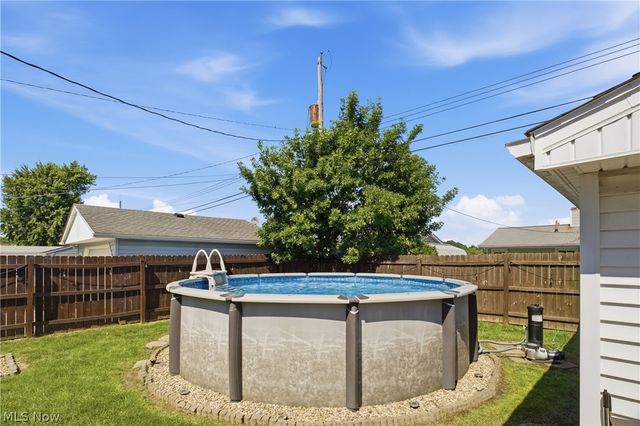 4423 Palm Avenue, Lorain, OH 44055