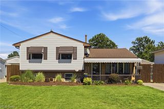 4423 Palm Avenue, Lorain, OH 44055