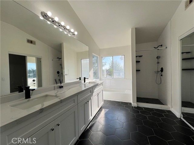 4286 Foxrun Dr, Chino Hills, CA 91709