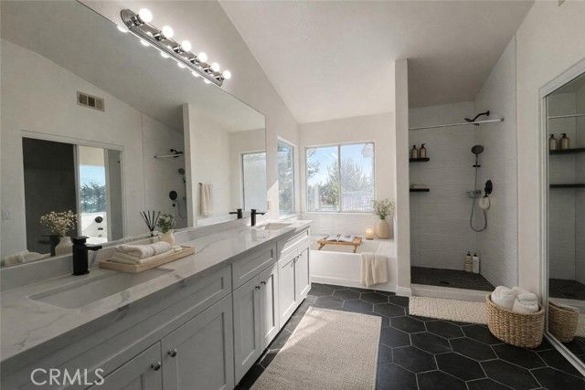 4286 Foxrun Dr, Chino Hills, CA 91709