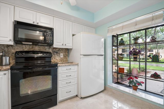 2307 SW 15th Street SW 1, Deerfield Beach, FL 33442