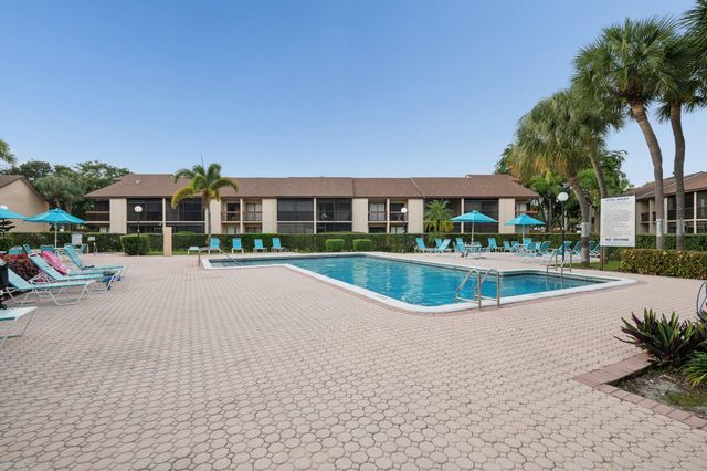 2307 SW 15th Street SW 1, Deerfield Beach, FL 33442