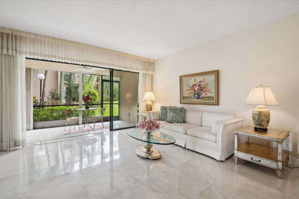 2307 SW 15th Street SW 1, Deerfield Beach, FL 33442