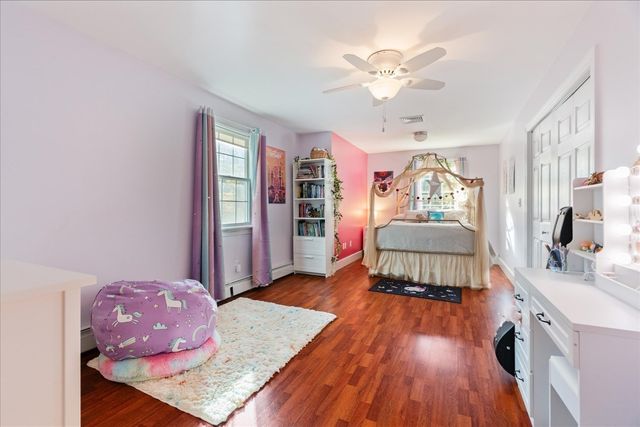 22 Reservoir St, Seekonk, MA 02771