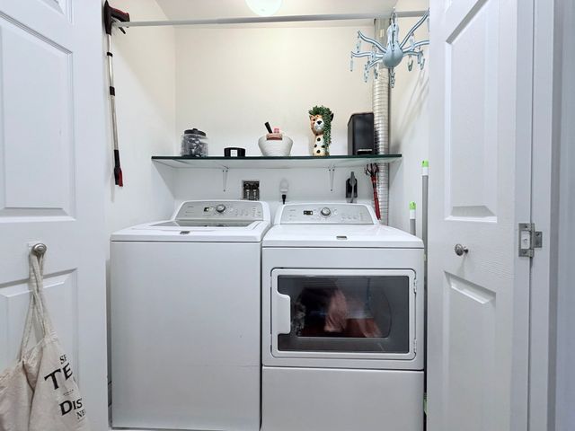 22 Reservoir St, Seekonk, MA 02771