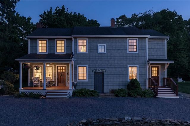 22 Reservoir St, Seekonk, MA 02771