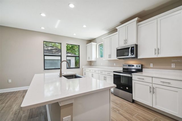 4333 2ND AVENUE N, St Petersburg, FL 33713