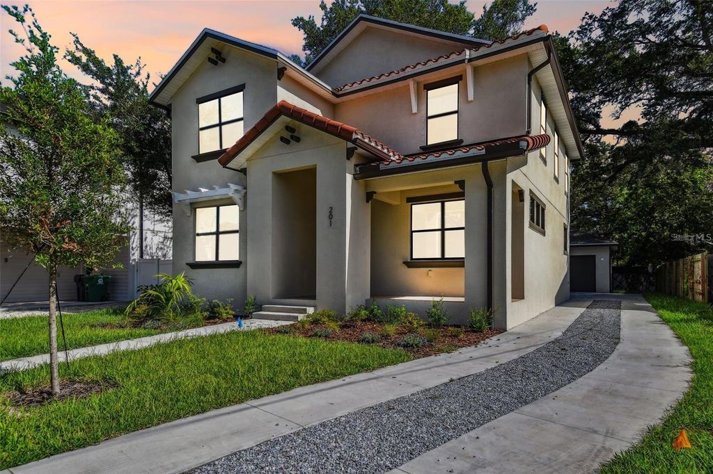 4333 2ND AVENUE N, St Petersburg, FL 33713