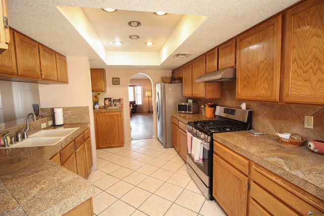 1146 W 37 LN, Yuma, AZ 85365