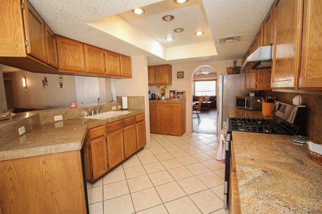 1146 W 37 LN, Yuma, AZ 85365