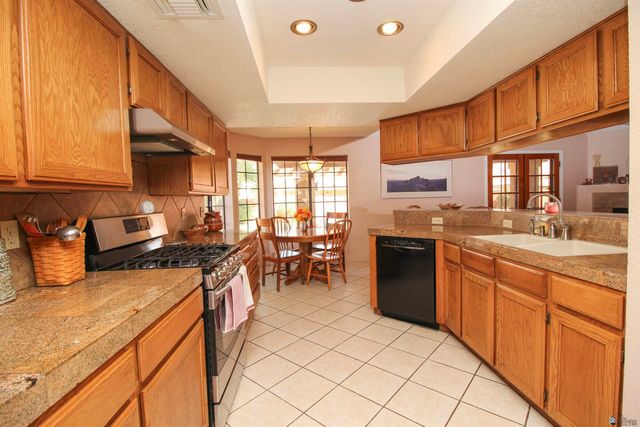 1146 W 37 LN, Yuma, AZ 85365