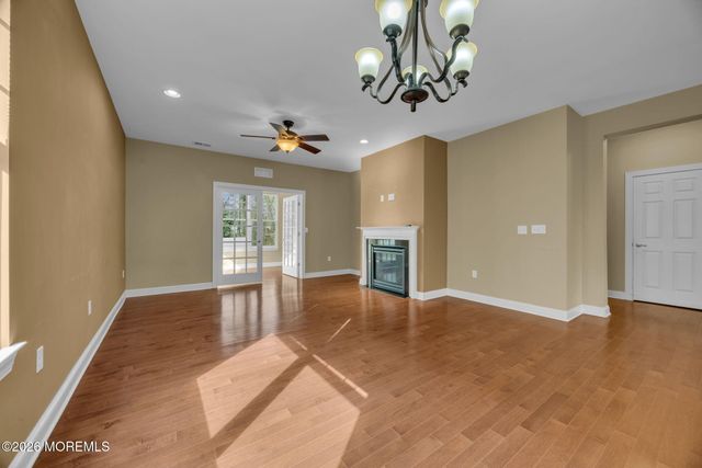 37 Kingston Drive, Jackson, NJ 08527