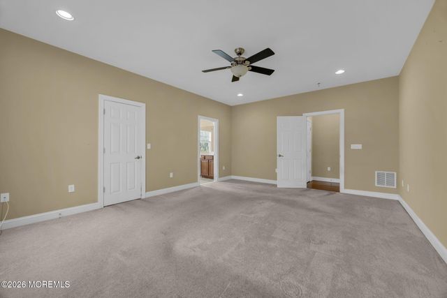 37 Kingston Drive, Jackson, NJ 08527