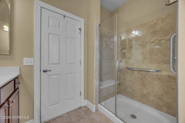 37 Kingston Drive, Jackson, NJ 08527