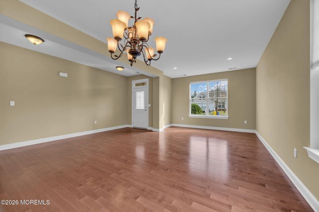 37 Kingston Drive, Jackson, NJ 08527